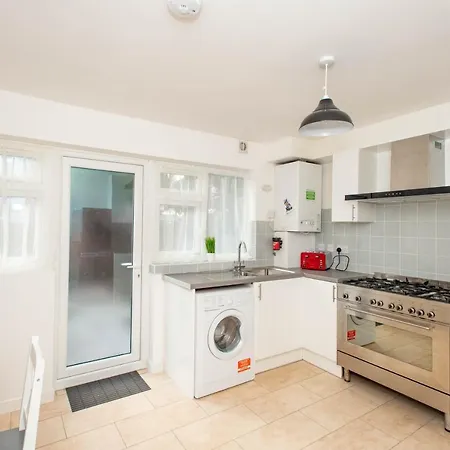 Stunning Four Bedroom House Close To Excel, O2 & Central London With Free Parking Esterno foto